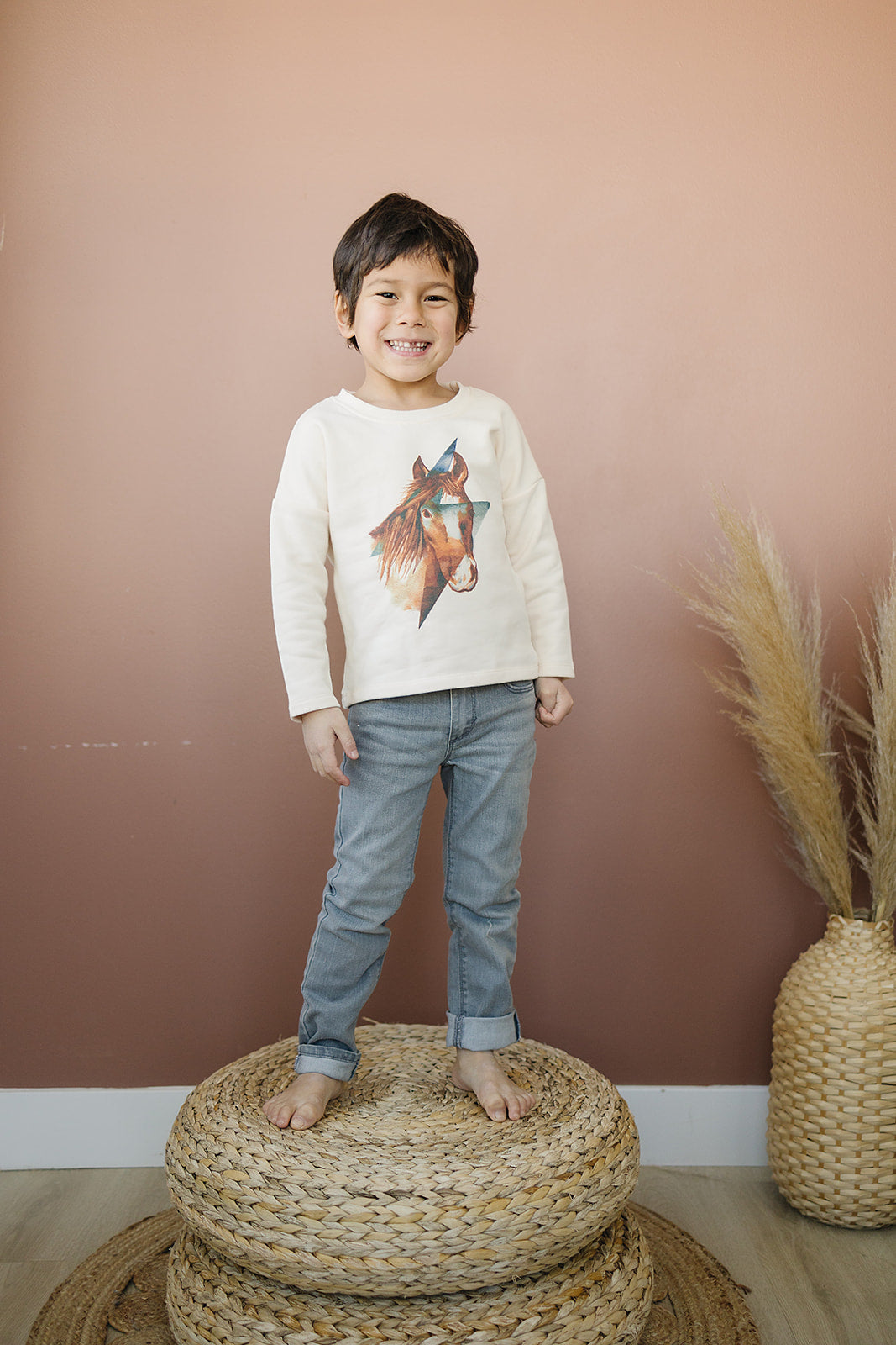 finley tee || bolt