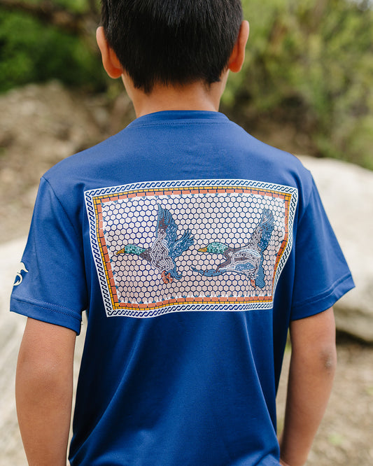 ridge athletic tee || delta wings mosaic