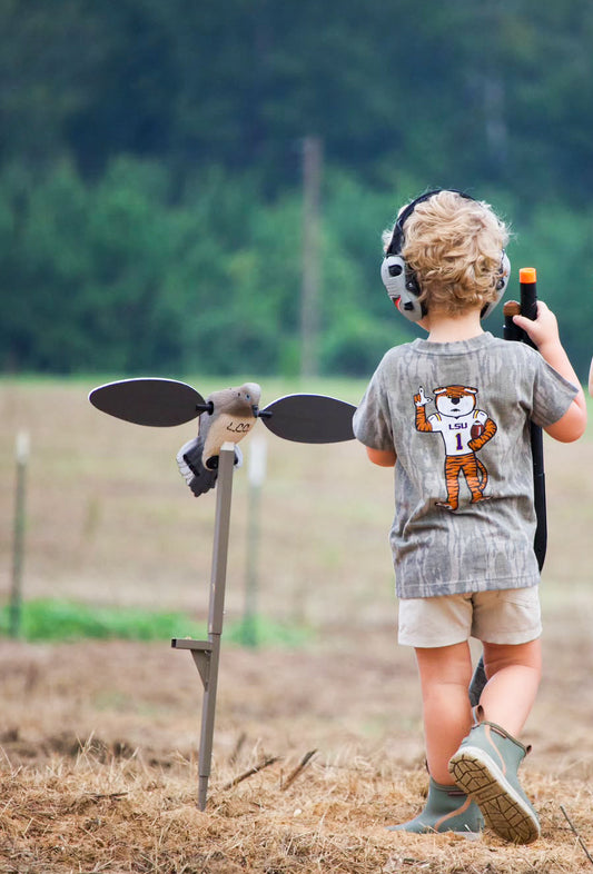 mossy oak® washed out tee || LSU™ mike the tiger football