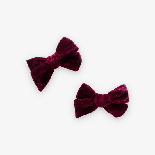 pinwheel bow on clip set || cranberry velvet