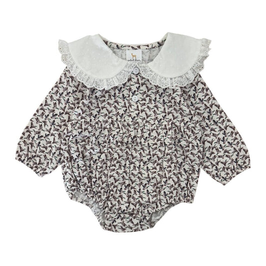 eleanor bubble || delta wings